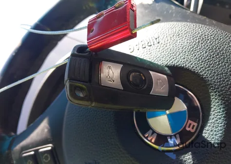 2006 BMW 330 I из США, поврежденный, VIN WBAVB33586PS13493